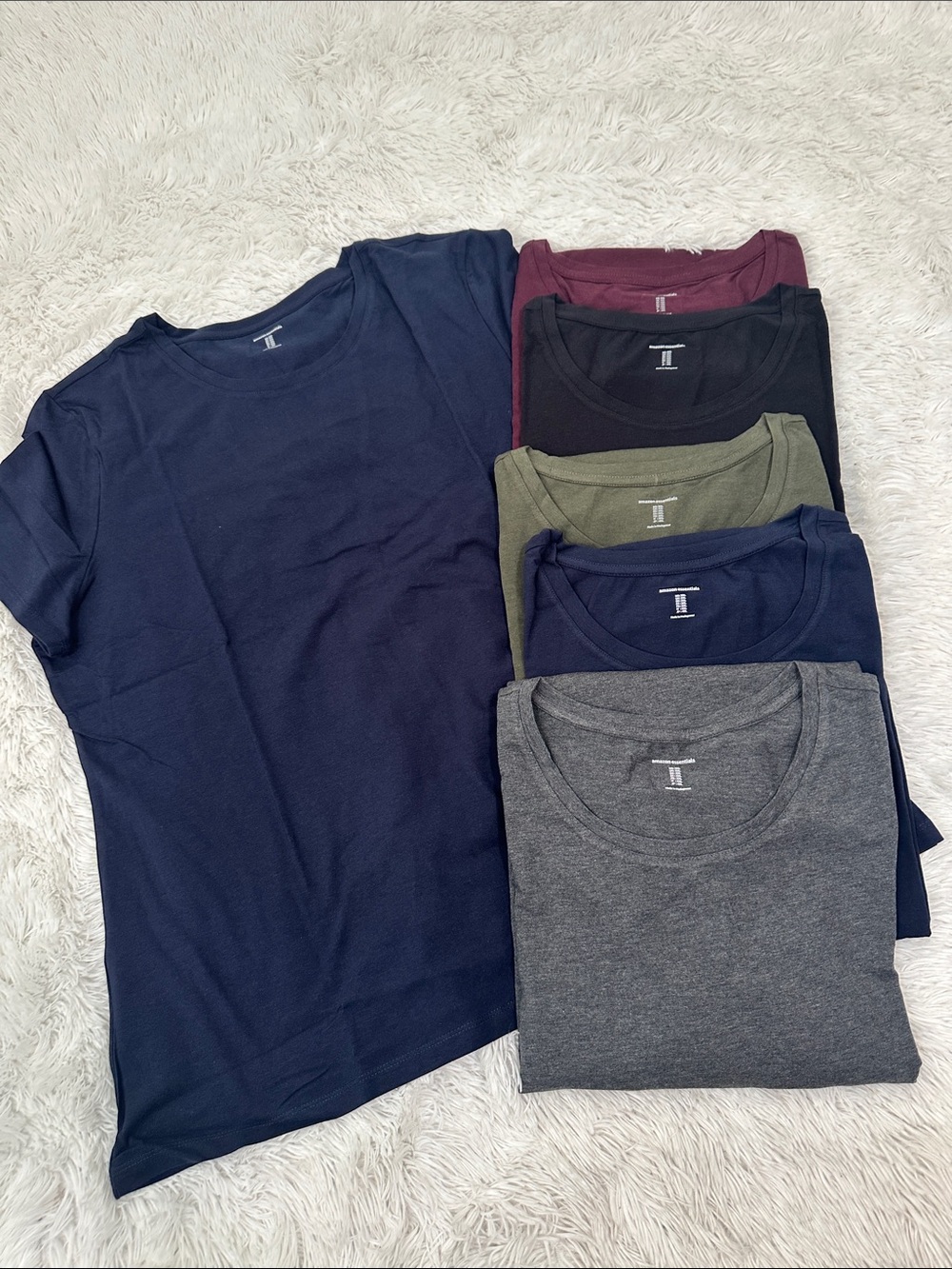 🥕 NWT Bundle of 6 Amazon Essentials T-Shorts Size XXL